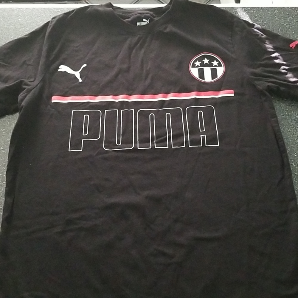 Men's puma tshirt M.